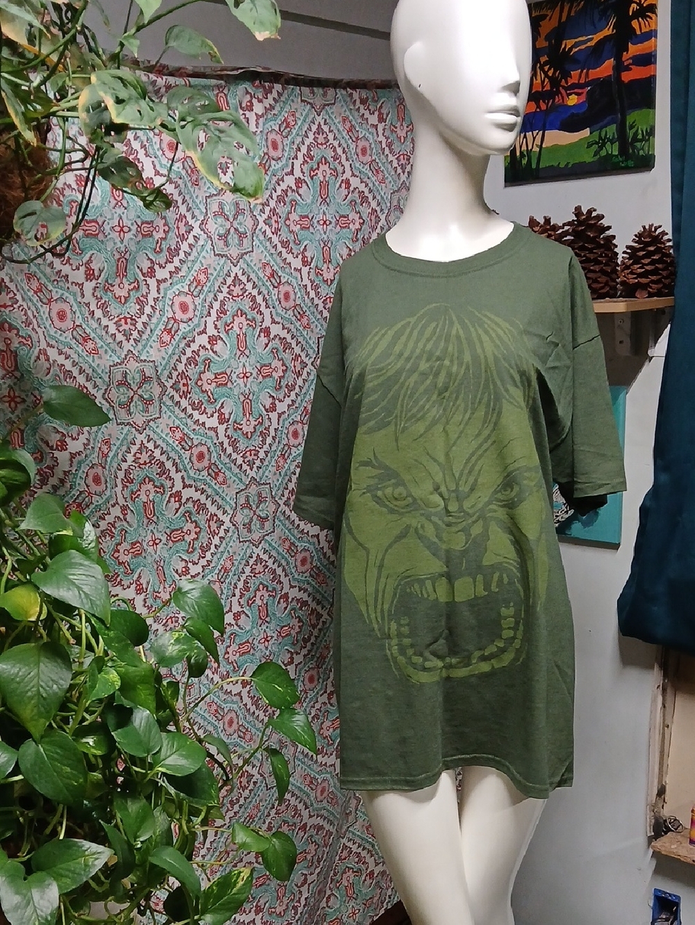 NWOT LE Marvel Olive Green Hulk Tee, Size L